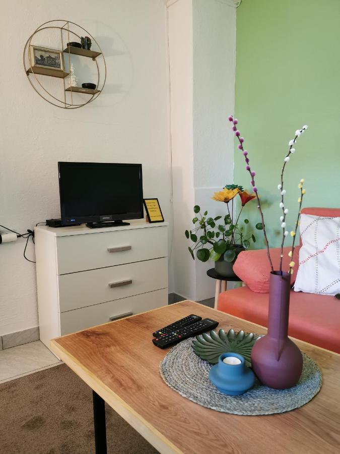 Studio Apartman Krosna Perusic Ngoại thất bức ảnh
